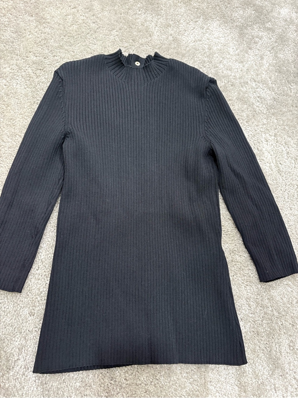 Maje  black 3/4 sleeve ribbed top with gold snaps in back